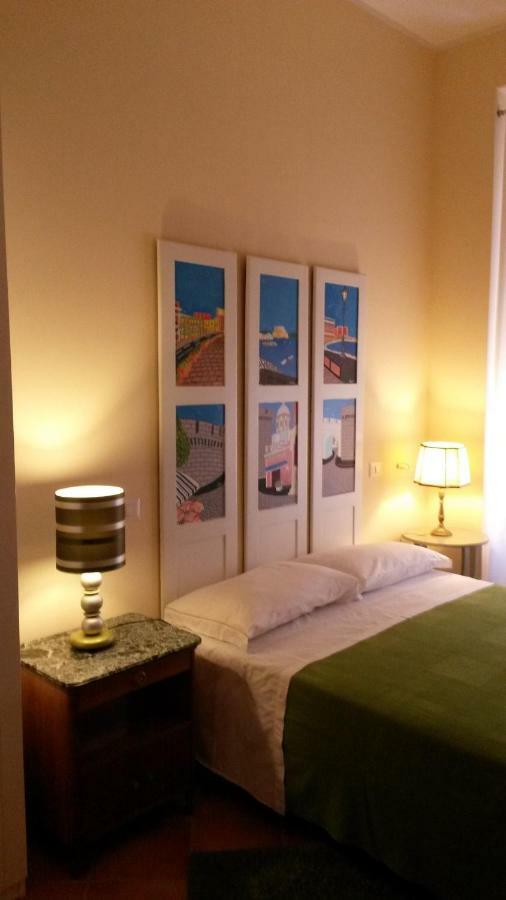 Le Stanze Di Angela Bed & Breakfast Napoli Bagian luar foto