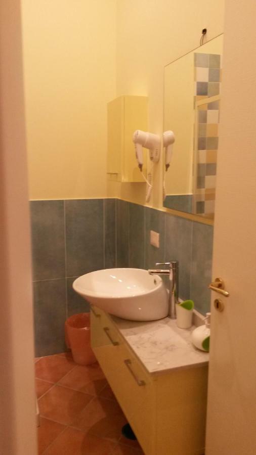 Le Stanze Di Angela Bed & Breakfast Napoli Bagian luar foto